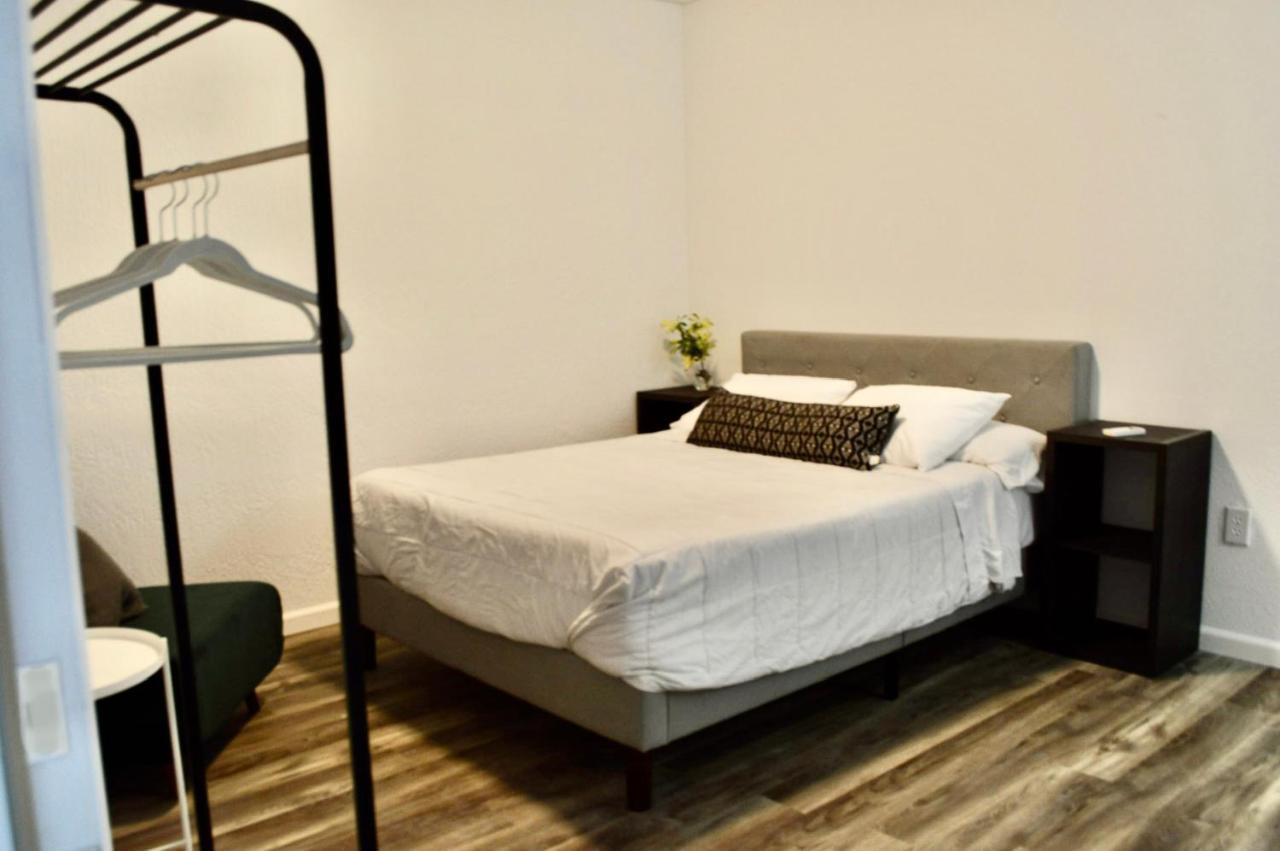 Weeki Wachee Guest Suite Спринг-Хилл Экстерьер фото