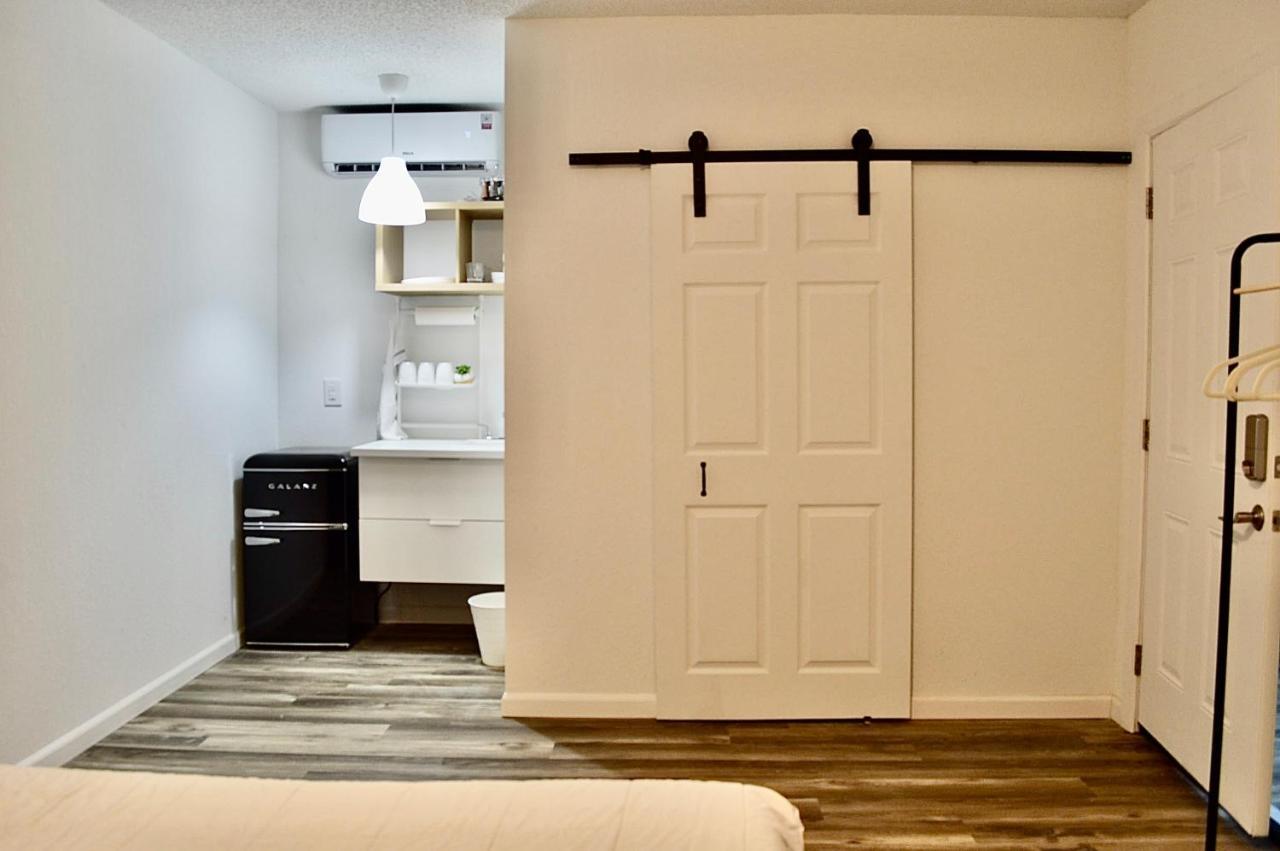 Weeki Wachee Guest Suite Спринг-Хилл Экстерьер фото